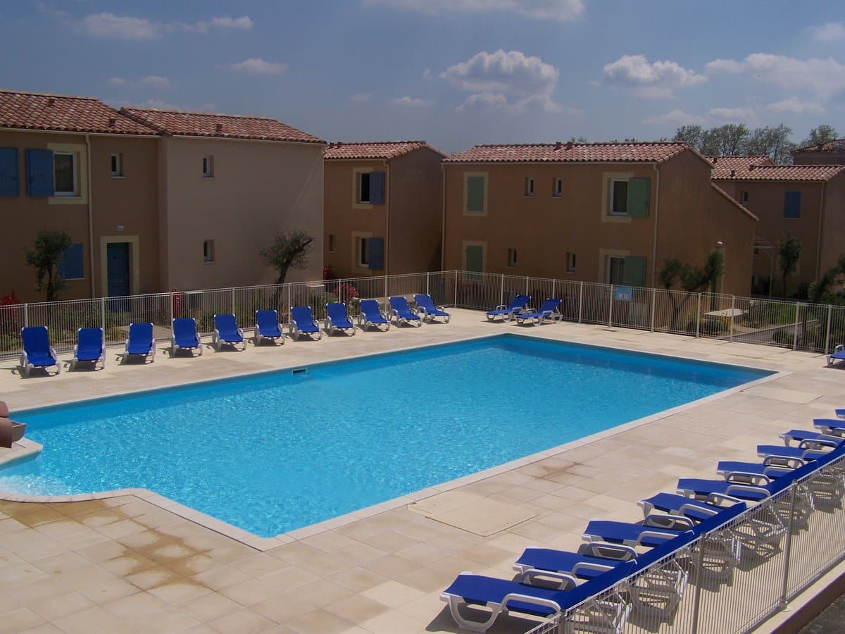 Photographie d'une piscine rénovée par Buléo Mas de la Reine MOURIÈS